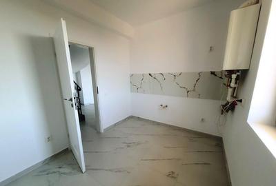 Casă cu 3 camere cu Canalizare în Haliu - 4
