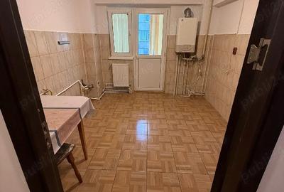 Apartament cu 3 camere decomandat în Obor - 7