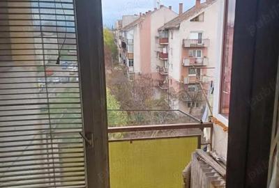 Garsoniera de vanzare , Ostrovului , etaj 4 4 , 14.800 euro negociabil - 4