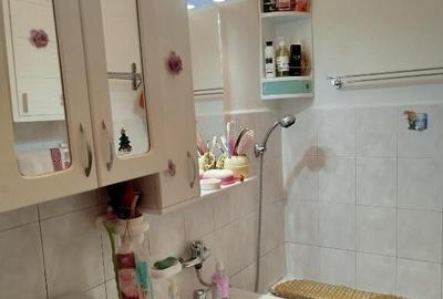 Apartament cu 2 camere, decomandat - zona Noua - 5