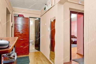 Apartament cu 4 camere decomandat în Micro 39 - 2