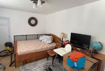 Casă cu 3 camere cu Teren 260 Mp în Central - 2