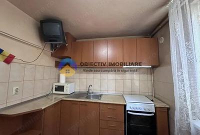 Apartament cu 3 camere decomandat în Mărăței - 12
