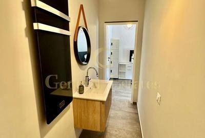 Spațiu comercial, de 40 mp, în Central - 5