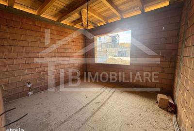 Casă cu 4 camere în Poienița - 13