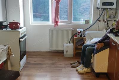 Apartament de vanzare - 3