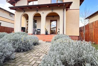 Casă individuală cu 4 camere cu Canalizare în Cristian - 3