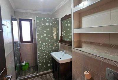 Casă cu 7 camere cu Teren 545 Mp în Centura - 6