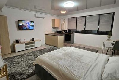 Garsonieră decomandată în Central - 1