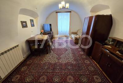 Casa individuala de vanzare curte proprie pivnita Orasul de Jos Sibiu - 10