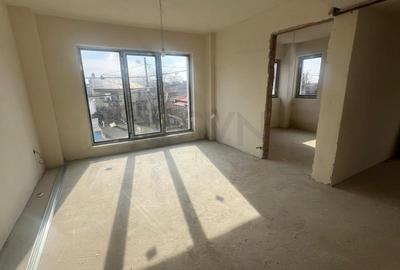 Apartament cu 3 camere decomandat în Bd. Laminorului - 1