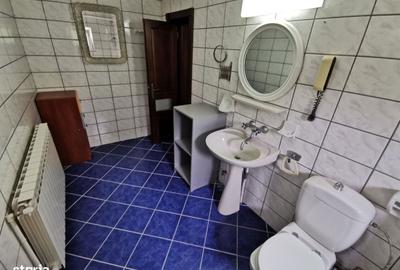 Casă cu 4 camere în Central - 6