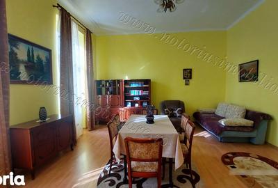 Casă cu 4 camere cu Teren 763 Mp în Central - 10