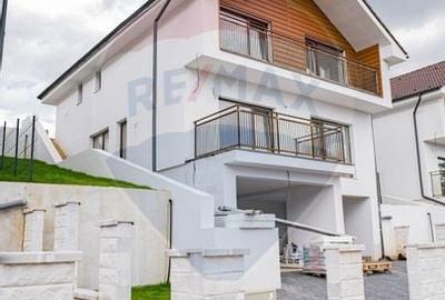 Casa / Vila cu 4 camere de vanzare Casa / Vila cu 4 camere de vanzare - 5