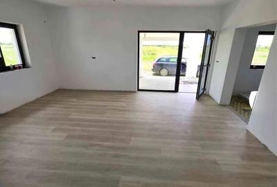 Casă cu 3 camere în Central - 6