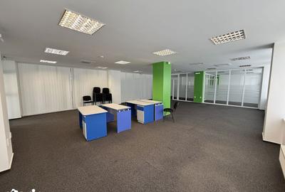 Spațiu comercial, de 140 mp, în Central
