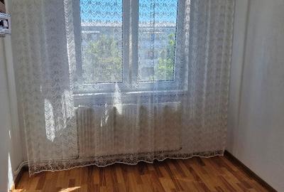 Apartament 3 camere semidecomandat - 1