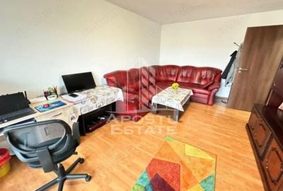 Apartament spatios cu 3 camere, centrala proprie, zona Girocului - 2