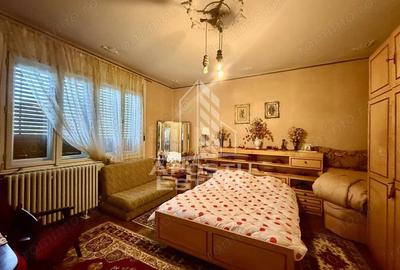 Apartament la casa 3 camere si garsoniera, curte, zona Ghirodei - 1