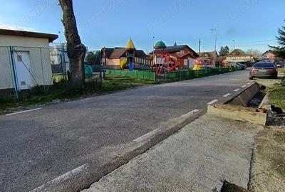 Casă cu Teren 200 Mp în Mărăcineni - 1
