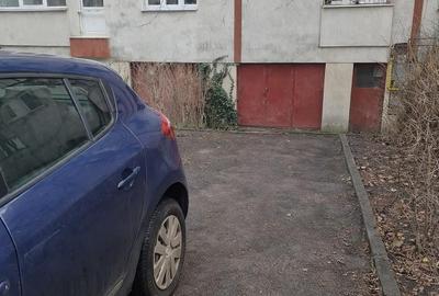 Apartament cu 3 camere decomandat în Pajura - 9