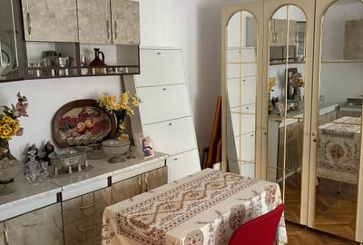 VAND CASA ZONA MOARA DE SCOARTA - 2