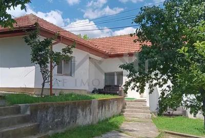 Casă cu Teren 500 Mp în Copou