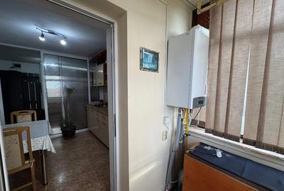 3 cam, 67 mp., decomandat, renovat, etaj 4, zona Palat justitie - 11