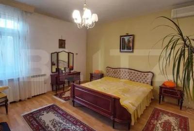 Casă cu 7 camere cu Teren 3800 Mp în Albert - 10