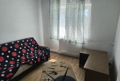 Apartament cu 2 camere decomandat în Central - 3