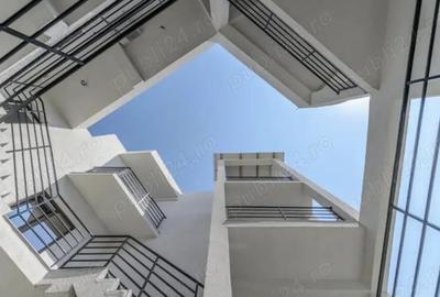 Casă cu 6 camere cu Teren 550 Mp în Eforie - 4