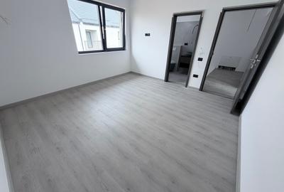 Duplex cu 3 camere cu Canalizare în Sud - 16