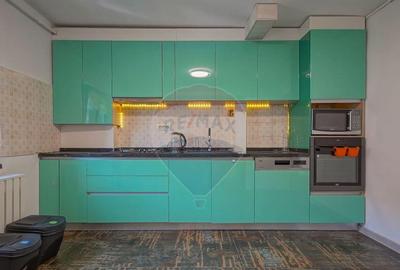 Apartament cu 4 camere de inchiriat Cartier Movilei,...