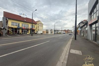 Spatiu comercial de tip showroom de inchiriat pe Bd. Decebal - Oradea - 2