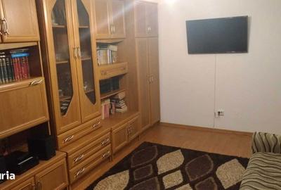 Apartament cu 3 camere decomandat în ICIL - 2