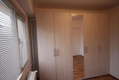 Apartament cu 3 camere decomandat, mobilat în Circumvalațiunii - 38