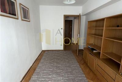 Apartament cu 3 camere, mobilat în Republicii - 1