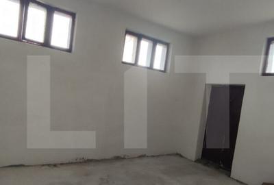 De vanzare Cladire, spa?iu comercial in com. Unguren - 1