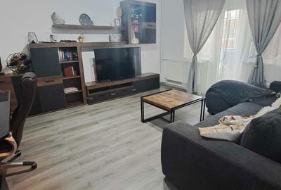 Apartament cu 3 camere decomandat în Centura - 3
