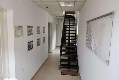Spațiu comercial, de 258 mp, în Central - 20