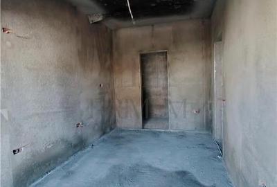 Duplex 5 camere - bucatarie inchisa - dormitor la parter - terasa mare Duplex 5 camere - bucatarie inchisa - dormitor la parter - terasa mare - 8