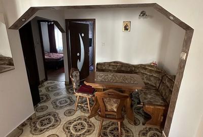 Apartament cu 3 camere decomandat în Iara - 4