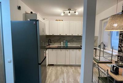 Apartament cu 3 camere decomandat în Drumul Taberei - 2