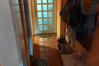 Apartament cu 2 camere decomandat, mobilat în Sinaia - 3