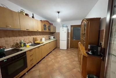 Pensiune functionala de vanzare, cu 6 camere, 200 mp, zona Firiza-Izvoare - 8