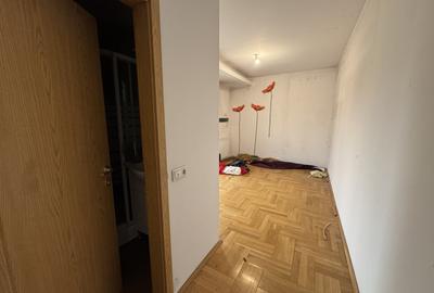 Birou, de 350 mp, în Europa - 6