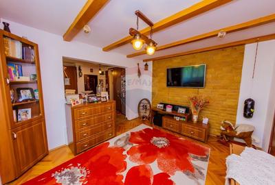 Apartament cu 4 camere decomandat, mobilat în Central - 2