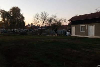 Casa de vanzare cu teren generos - 1