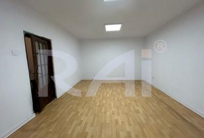 Vad comercial Piata Garii - casa 3 camere + curte - 4