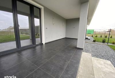Casă cu 4 camere cu Teren 335 Mp în Ronaț - 15